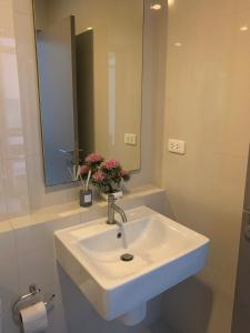 The Base Pattaya Cozy Room Prime Location