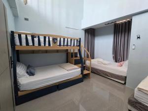 Loma Marine Pool Villa near Sea-Tran Pier Donsak