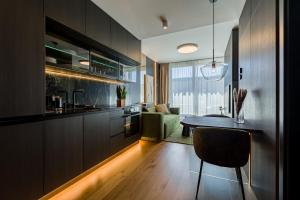 Olive by BApartment I Stylish Old Town Stay