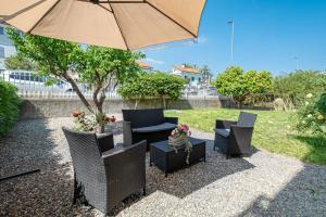 600 meters from the sea - Private Courtyard and Parking