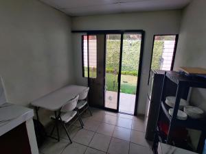 Casa privada en SANTA ANA, cerca de Metrocentro