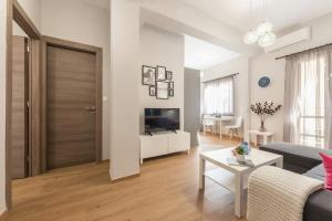 Bright & Modern 1BD Apartment in Neos Kosmos