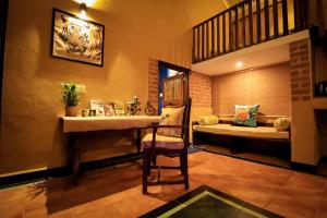 Surwahi Social Ecoestate Kanha