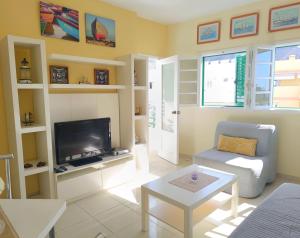 The Sea Breezes Place VV