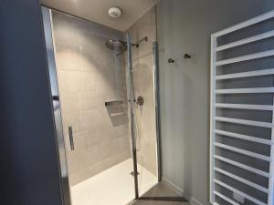 Beg Leguer T2 trebeurden piscine et vue mer