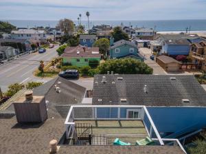Twin Lakes surf House