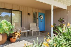 Twin Lakes surf House