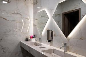 Diamond2 Hotel