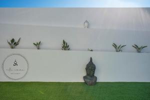 V5 Villa Emma - Luxury 5 bedroom, Pool and Jacuzzi