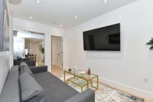 Harborfront 3BR-2 BATH in FiDi