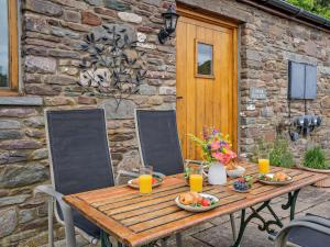 2 Bed in Brecon oc-44182