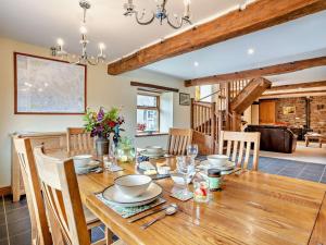 2 Bed in Brecon oc-44182