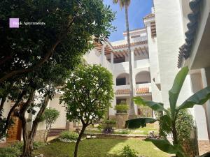 PEPA Patios-BookApartments