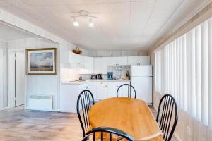 Dockhouse at Evergreen Resort in Wasaga Beach