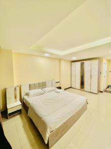 122 Home near Baiyoke Sky Tower
