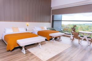 Lucero Residences Golf & Wellness Resort