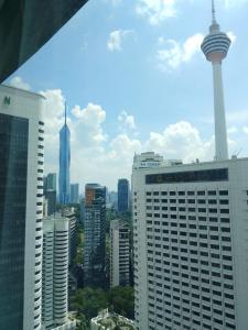 Vortex suites klcc city view by service apartment