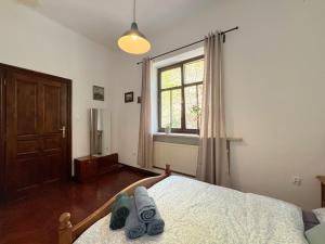 Lumberjack suite - Comfortable sleep up to 9 people with 2 bathrooms