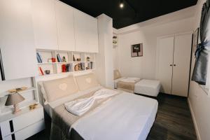 The Gallery Flat in the Core of Tirana