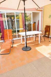 EUREKA C31 - Appartement RDC - Grande Terrasse - Piscine - 100m Plages