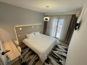 Anthousa Hotel