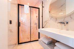 Suite luxe jacuzzi - CANNES SUQUET