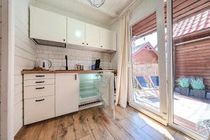 Nowoczesny domek z klimatyzacją i tarasem, blisko plaży Stegna House