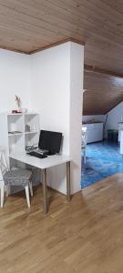 Apartments & Rooms Florjana