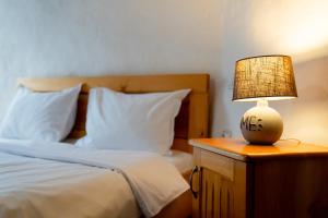 Cob Village - Casute din lut, self check-in, experienta in natura
