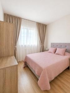 Beachfront apartment with direct access to Lozica beach