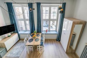 Golden Gate by Loft Apartments