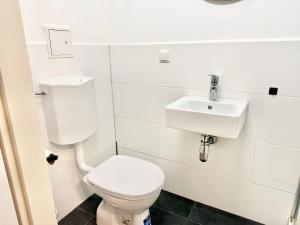 City Apartment with Free Parking near Vienna