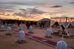 Merzouga white Camp