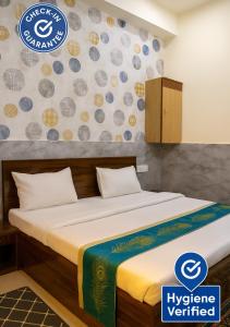 Vrindavan Affordable RK Residency - #Assured Hygiene Rooms with Inhouse Parking #Fully AC