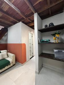 Casinha na Serrinha do Alambari