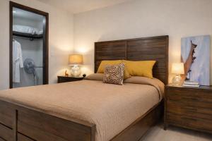 6th-Floor Oceanfront Condo - Indoor Pools, Sauna, Beach