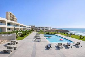 6th-Floor Oceanfront Condo - Indoor Pools, Sauna, Beach