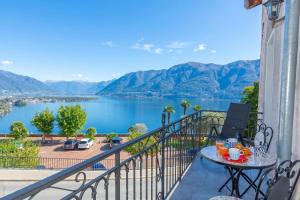 Yellow View Apartment - Happy Rentals