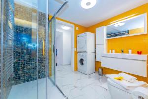 Yellow View Apartment - Happy Rentals