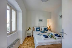 Old Bay Leave Town Apartment - Happy Rentals