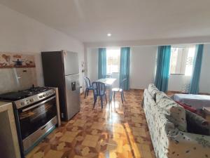 Mini departamento, TV y WIFI cerca a Barranco