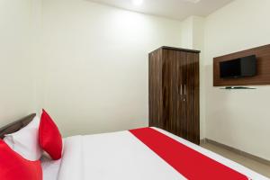Hotel O Manjulam Regency