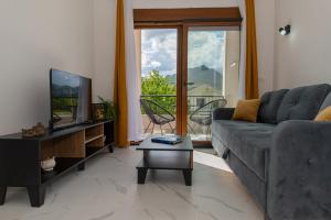 Skadar Lake Apartments and Wooden Cabin