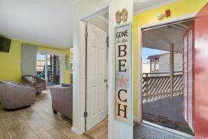 A Relaxing Place to Stay near the Beach with Pool