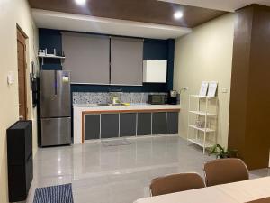 Modern Work-Ready Studio