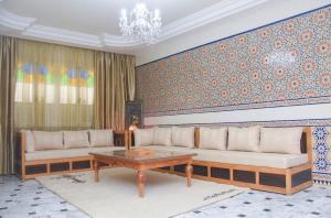 Dar Joud