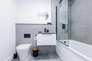 Cosy 1BR Home Near Media City & City Centre
