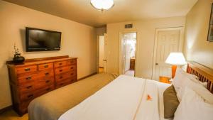Villas of Sedona - 2 Bedroom Suite w Balcony