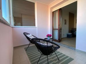 CasaTella Rose in Suite