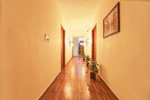 Hotel The Arrow International Laxmi Nagar